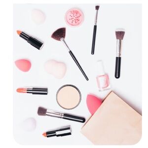 Mystery Makeup - 5 full size plus extras